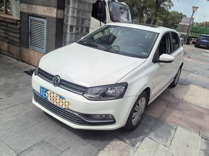 Volkswagen Polo 2016 Volkswagen Polo 2016 car image
