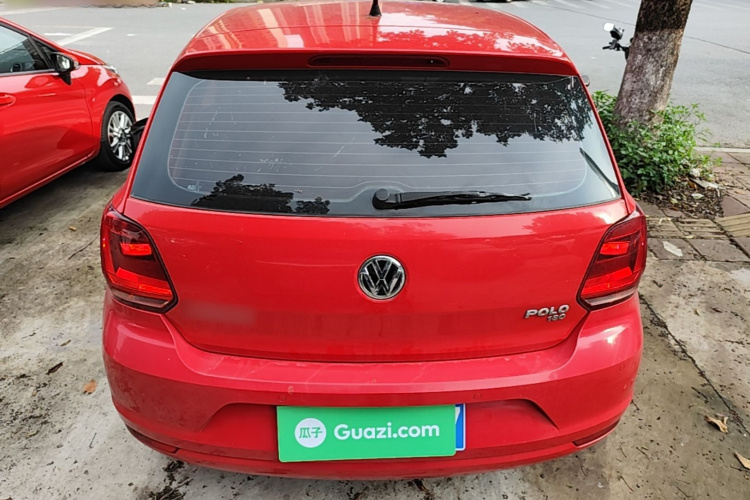 Volkswagen Polo 2019 car image #6