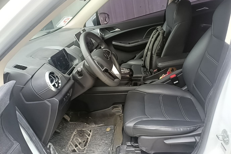 BYD Yuan New Energy 2019 car image #15