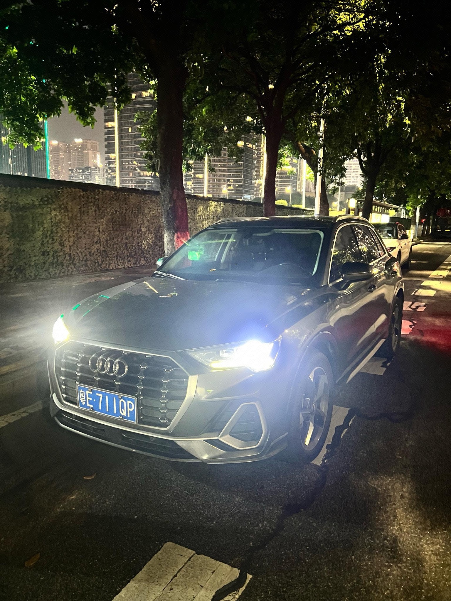 Audi Q3 2020 car image 