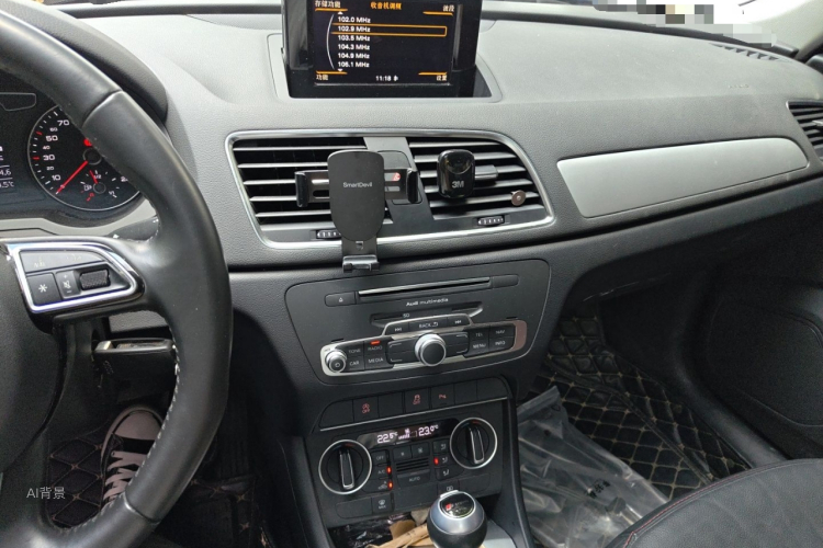Audi Q3 2018 #15 Audi Q3 2018 car image #15