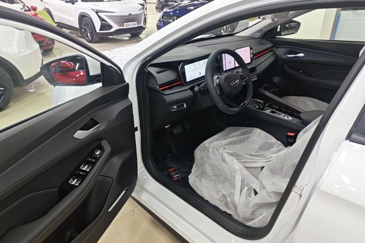 GEELY Binray 2026 imagen de coche #16