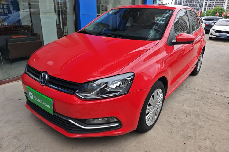 Volkswagen Polo 2018 car image #2