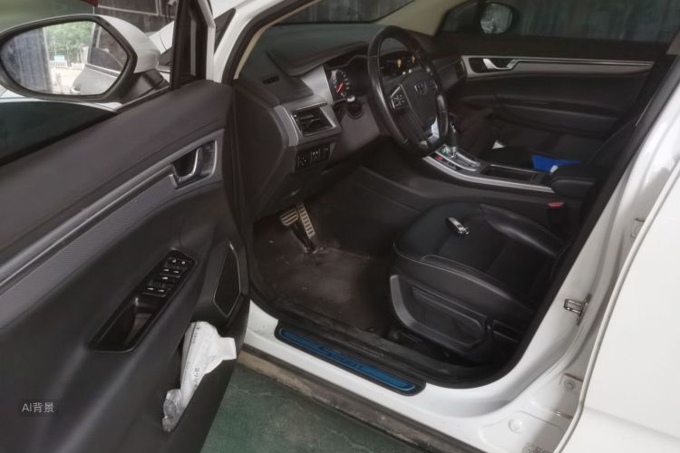 GEELY Emgrand GS 2018 #18 GEELY Emgrand GS 2018 صورة سيارة #18