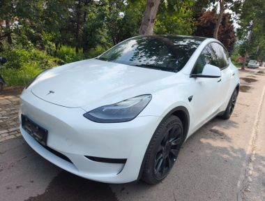 Tesla Model Y 2022 car image 