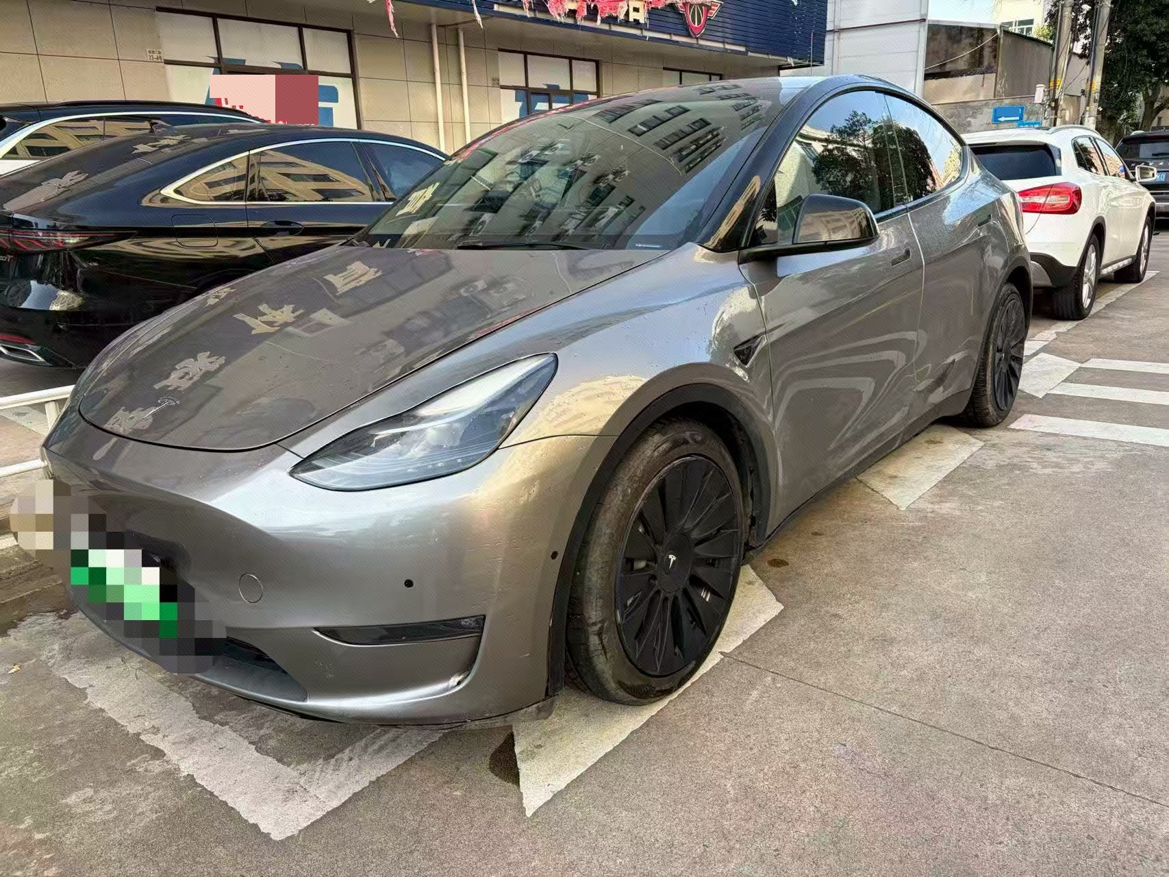 Tesla Model Y 2021 Tesla Model Y 2021 immagine di auto