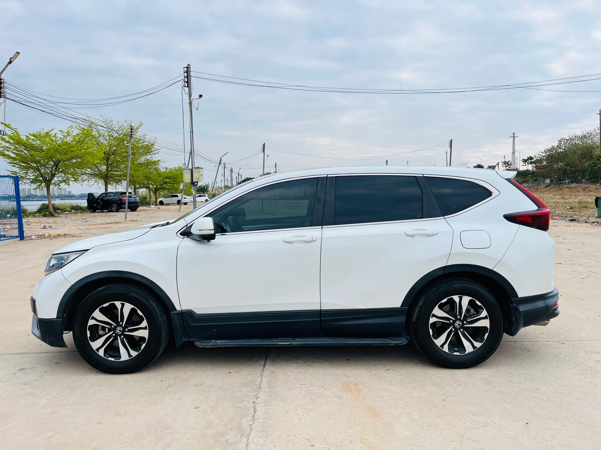 Honda CR-V 2022 car image #3