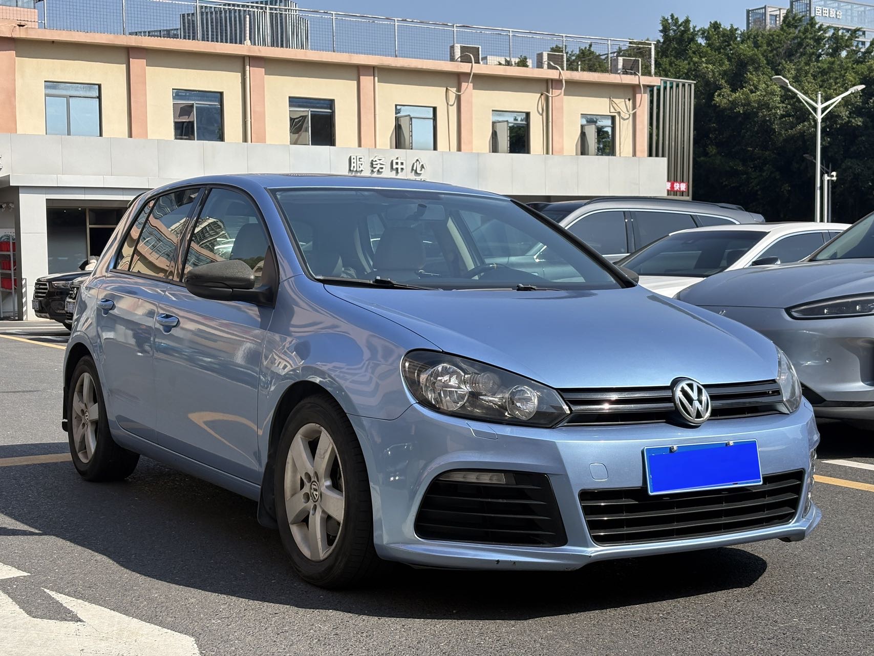 Volkswagen Golf 2010 #3 Volkswagen Golf 2010 car image #3