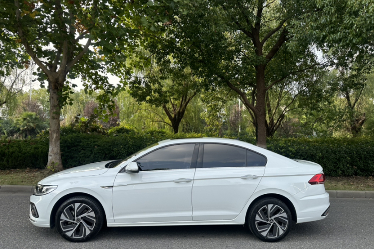Volkswagen Bora 2023 изображение автомобиля #7