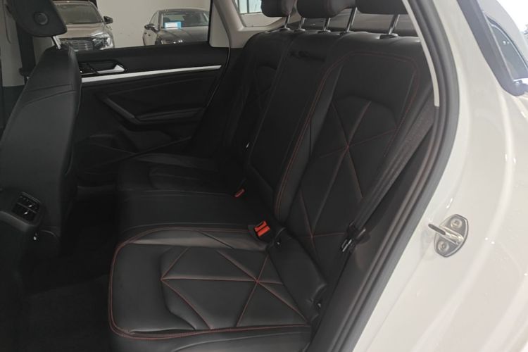 Volkswagen Lavida 2025 car image #17