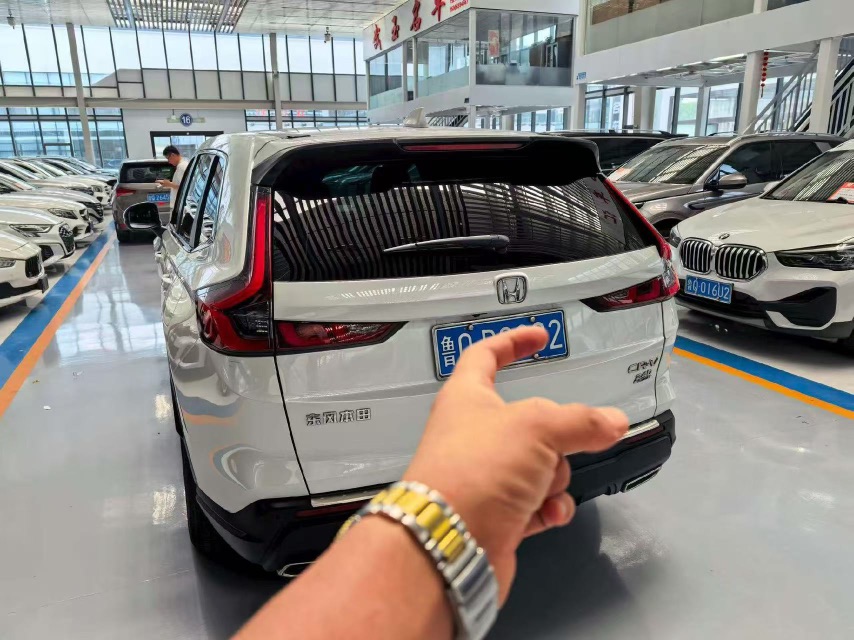 Honda CR-V 2023 изображение автомобиля #4