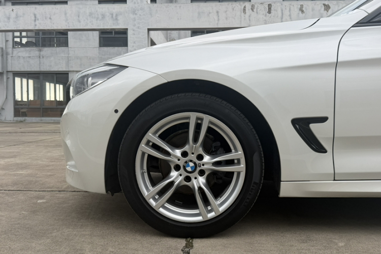 BMW 3 Series GT 2021 #9 BMW 3 Series GT 2021 car image #9