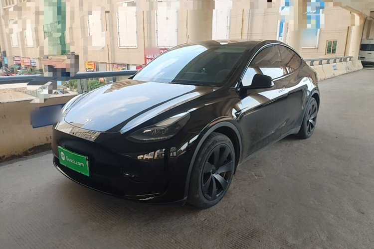 Tesla Model Y 2022 #2 Tesla Model Y 2022 car image #2