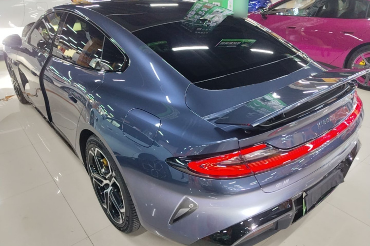 MI SU7 2025 car image #5
