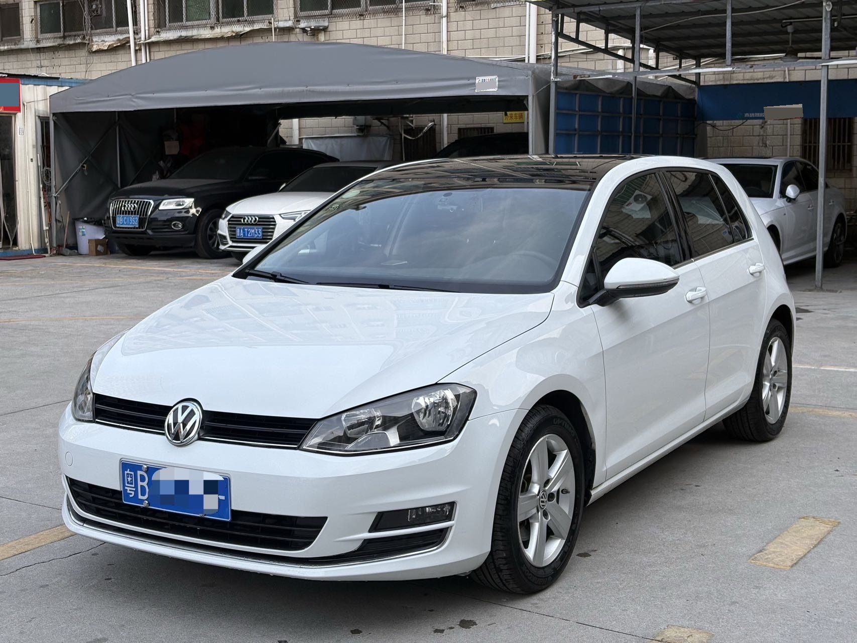 Volkswagen Golf 2015 Volkswagen Golf 2015 car image