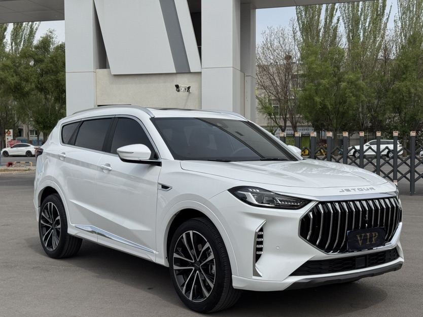 Jetour X70 PLUS 2023 car image #3