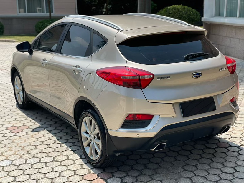 GEELY Emgrand GS 2018 car image #6