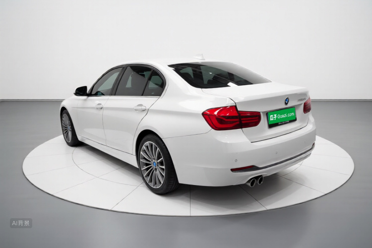 BMW 3 Series 2018 #5 BMW 3 Series 2018 car image #5