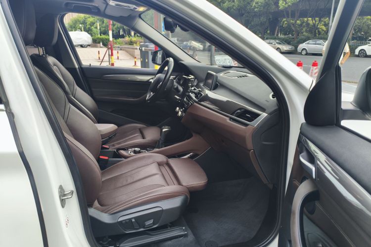 BMW X1 2019 #24 BMW X1 2019 immagine di auto #24