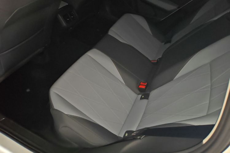 Volkswagen Lavida 2025 car image #17