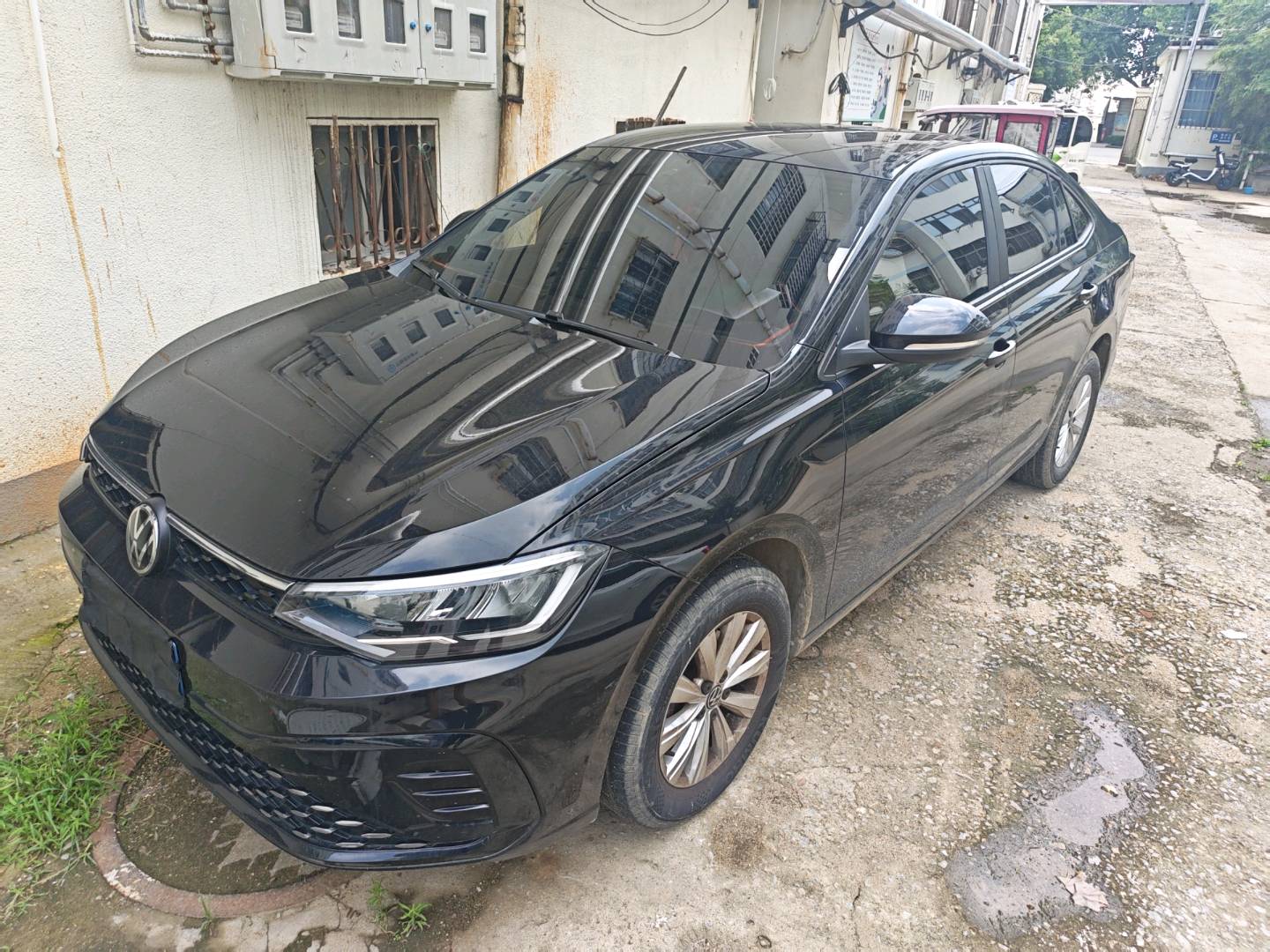 Volkswagen Lavida 2024 car image 