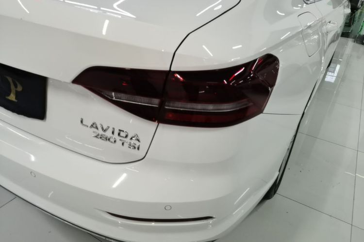 Volkswagen Lavida 2021 car image #8
