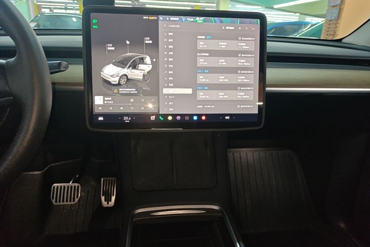 Tesla Model Y 2023 #13 Tesla Model Y 2023 car image #13