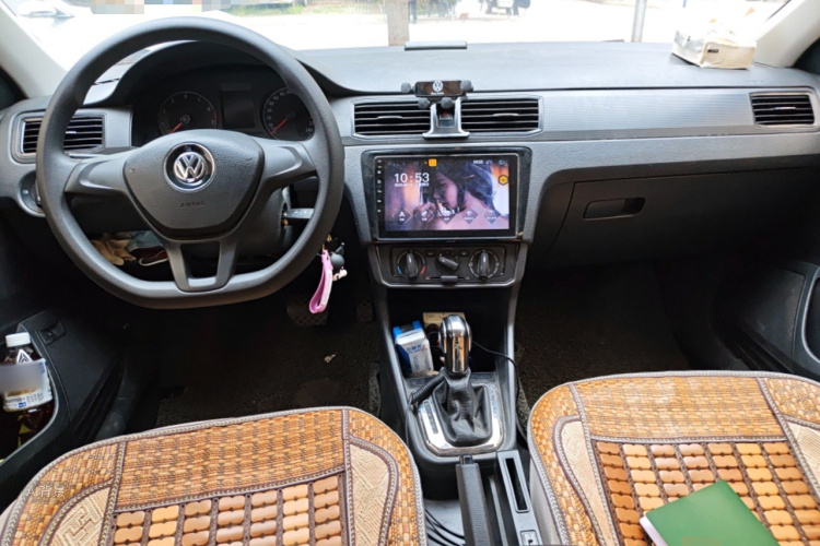 Volkswagen Santana 2020 immagine di auto #11