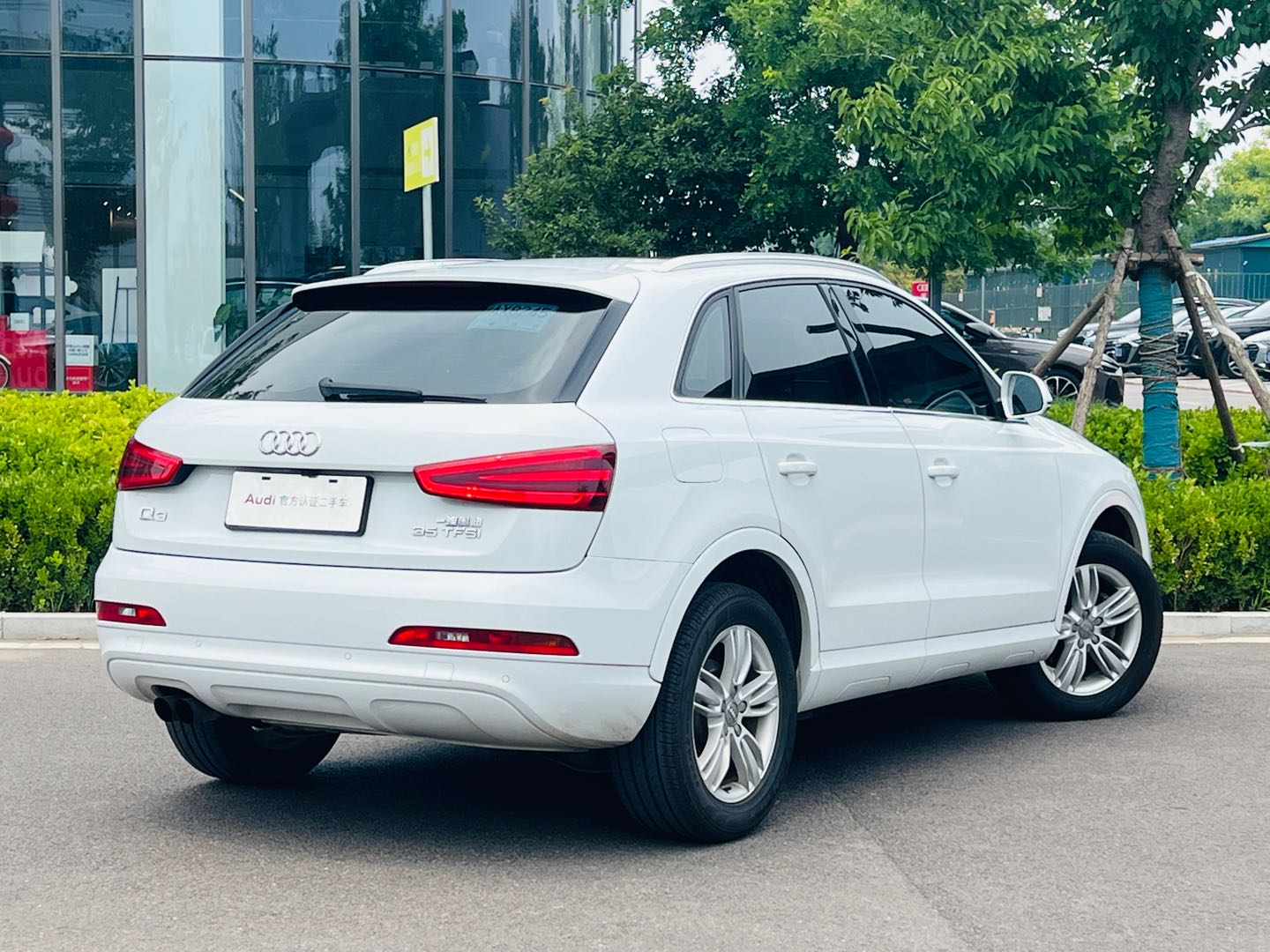 Audi Q3 2015 #5 Audi Q3 2015 car image #5