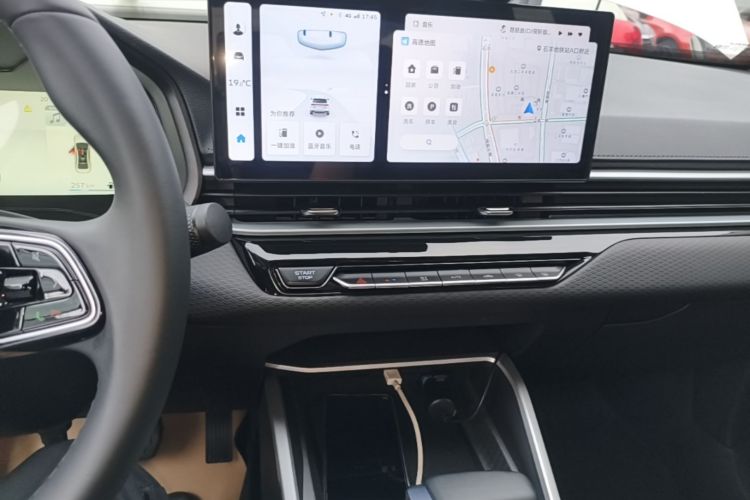 GEELY Emgrand 2025 #13 GEELY Emgrand 2025 immagine di auto #13