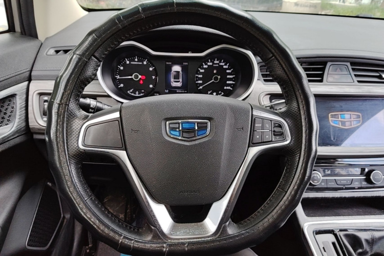 GEELY Emgrand GS 2018 car image #11