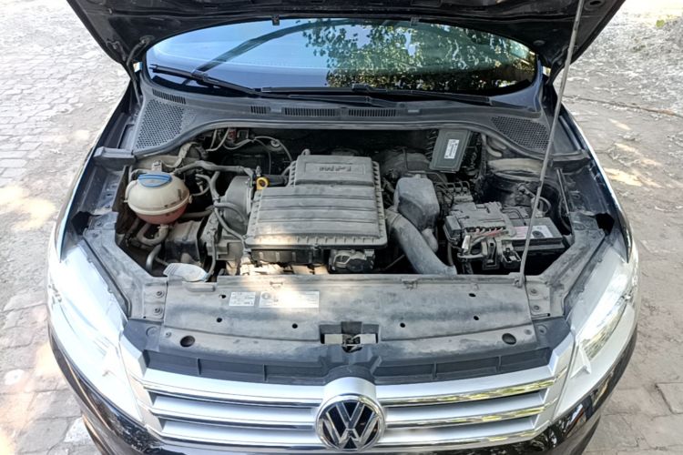 Volkswagen Santana 2016 car image #20