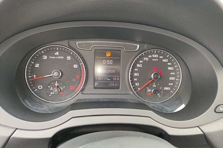 Audi Q3 2019 #12 Audi Q3 2019 car image #12