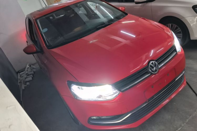 Volkswagen Polo 2016 car image #4