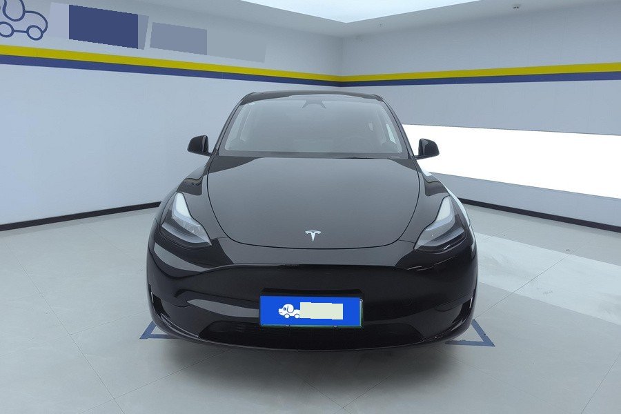 Tesla Model Y 2024 #2 Tesla Model Y 2024 car image #2