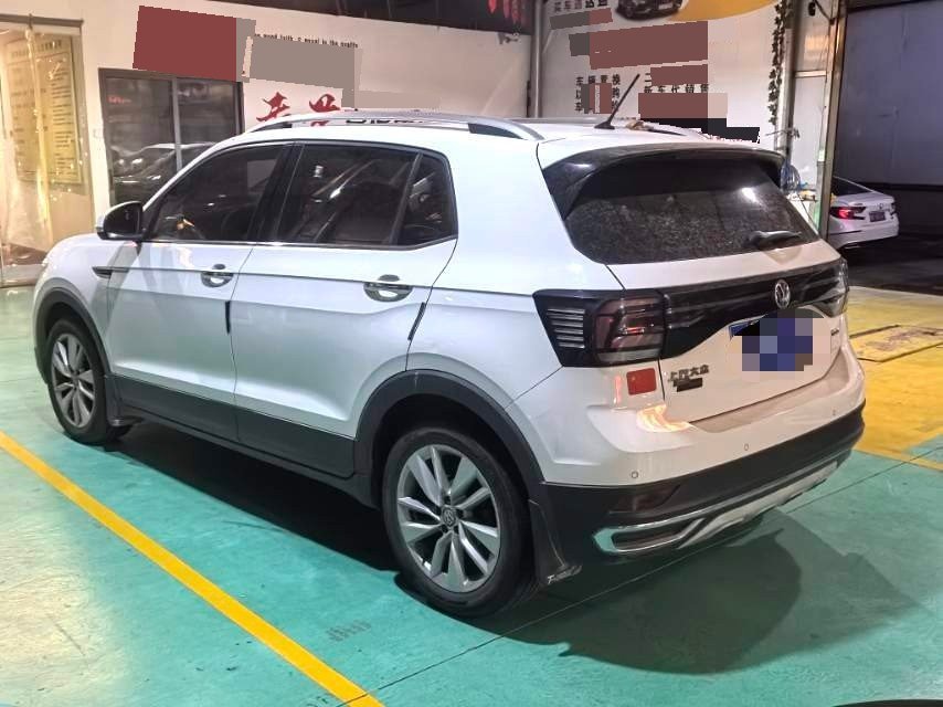 Volkswagen T-Cross 2020 immagine di auto #6