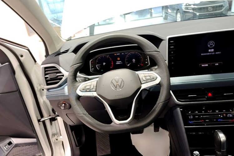 Volkswagen Tharu 2024 #11 Volkswagen Tharu 2024 car image #11