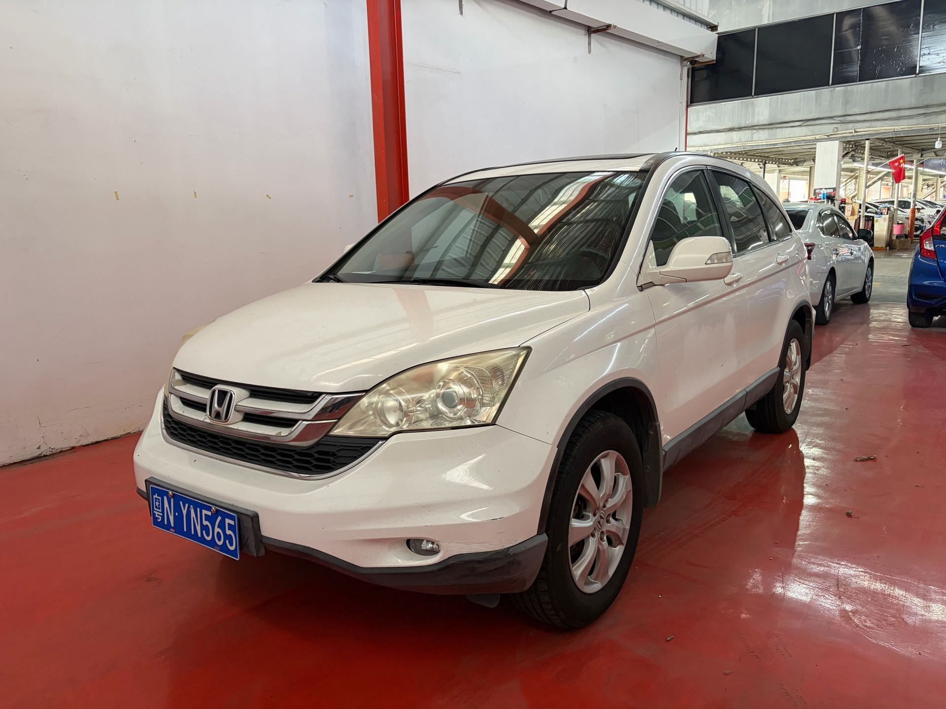 2010 car image 