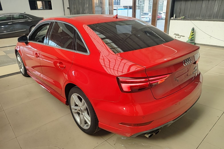 Audi A3 2019 car image #5