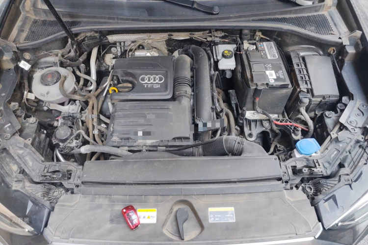 Audi Q3 2022 car image #22
