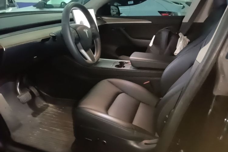 Tesla Model Y 2022 #15 Tesla Model Y 2022 car image #15