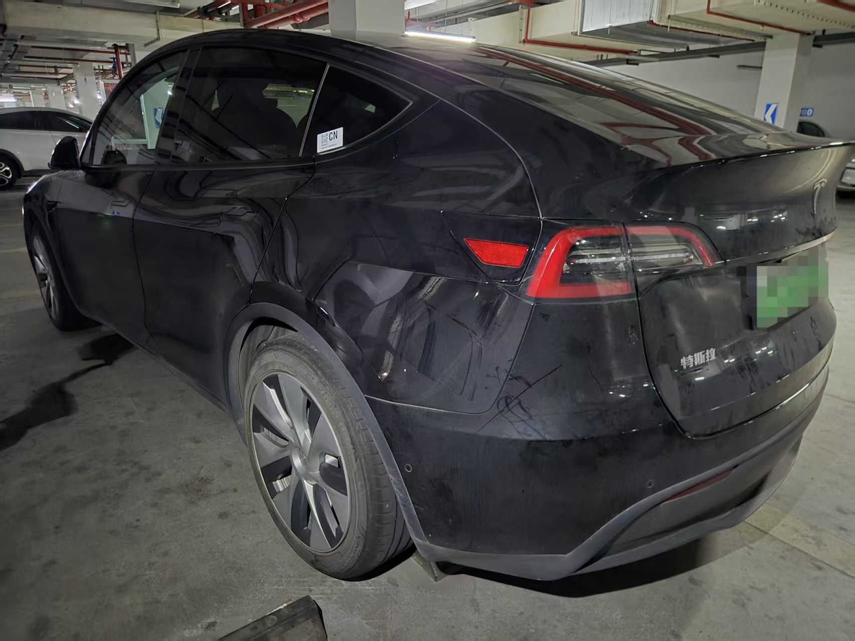 Tesla Model Y 2022 #8 Tesla Model Y 2022 car image #8