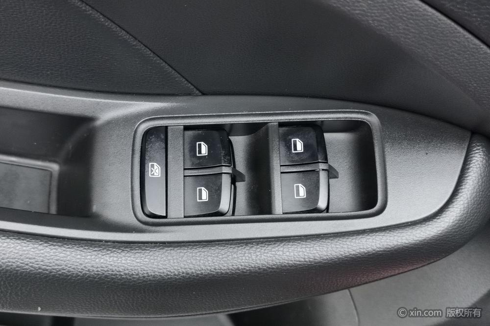 MG ZS 2017 car image #22