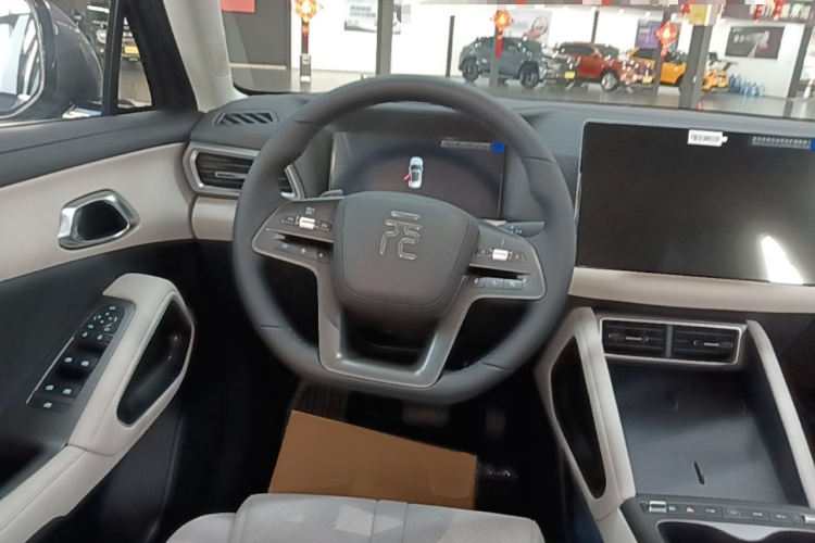 BYD YuanUP 2026 #15 BYD YuanUP 2026 car image #15