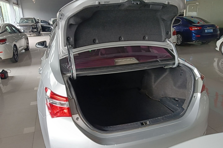 Toyota Corolla 2019 car image #19