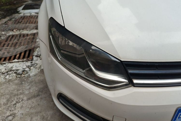 Volkswagen Polo 2015 #8 Volkswagen Polo 2015 car image #8