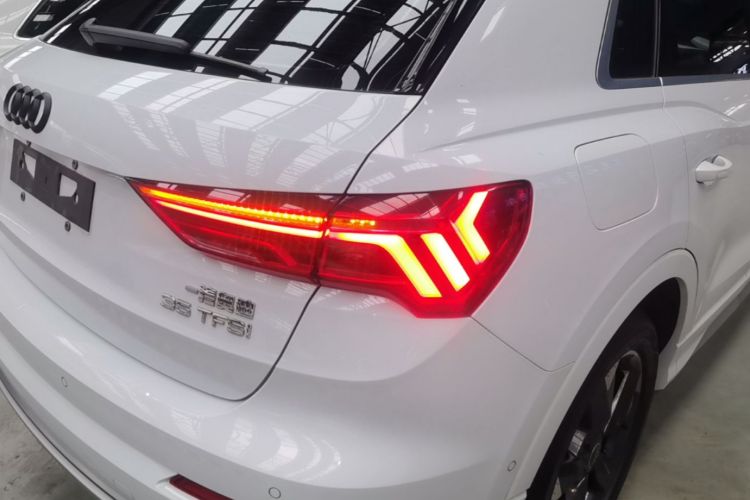 Audi Q3 2021 #8 Audi Q3 2021 car image #8