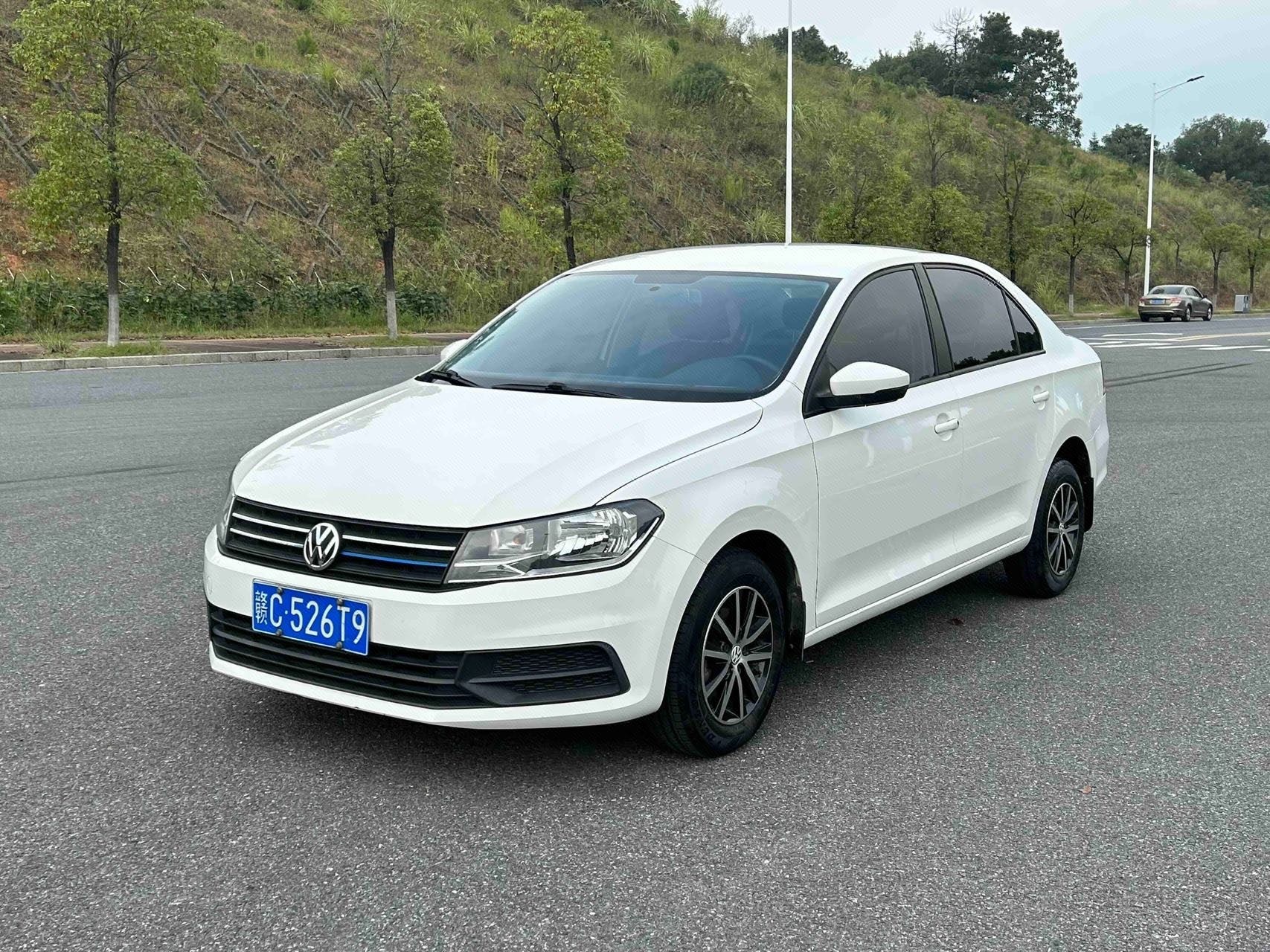 Volkswagen Santana 2018 car image 
