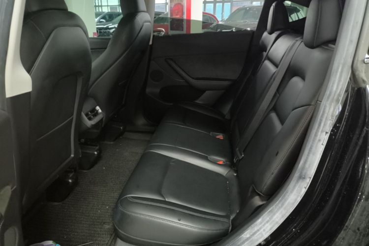 Tesla Model Y 2022 #13 Tesla Model Y 2022 car image #13