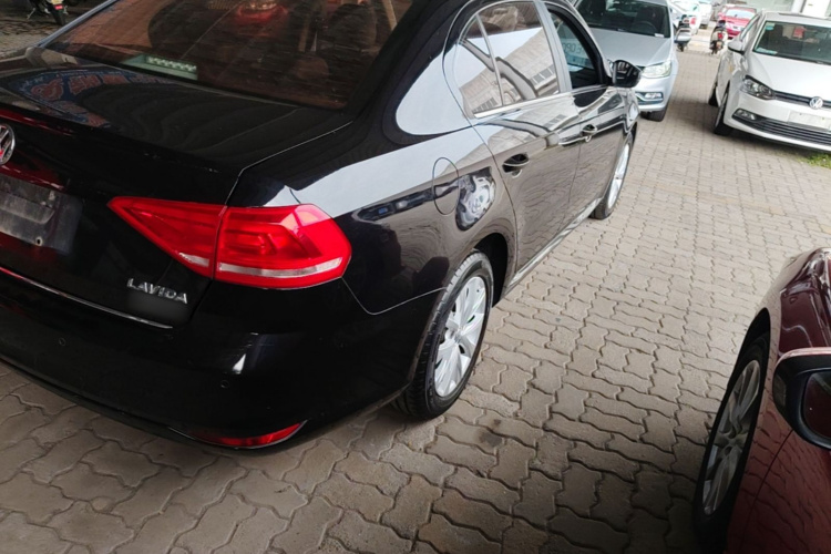 Volkswagen Lavida 2015 car image #8